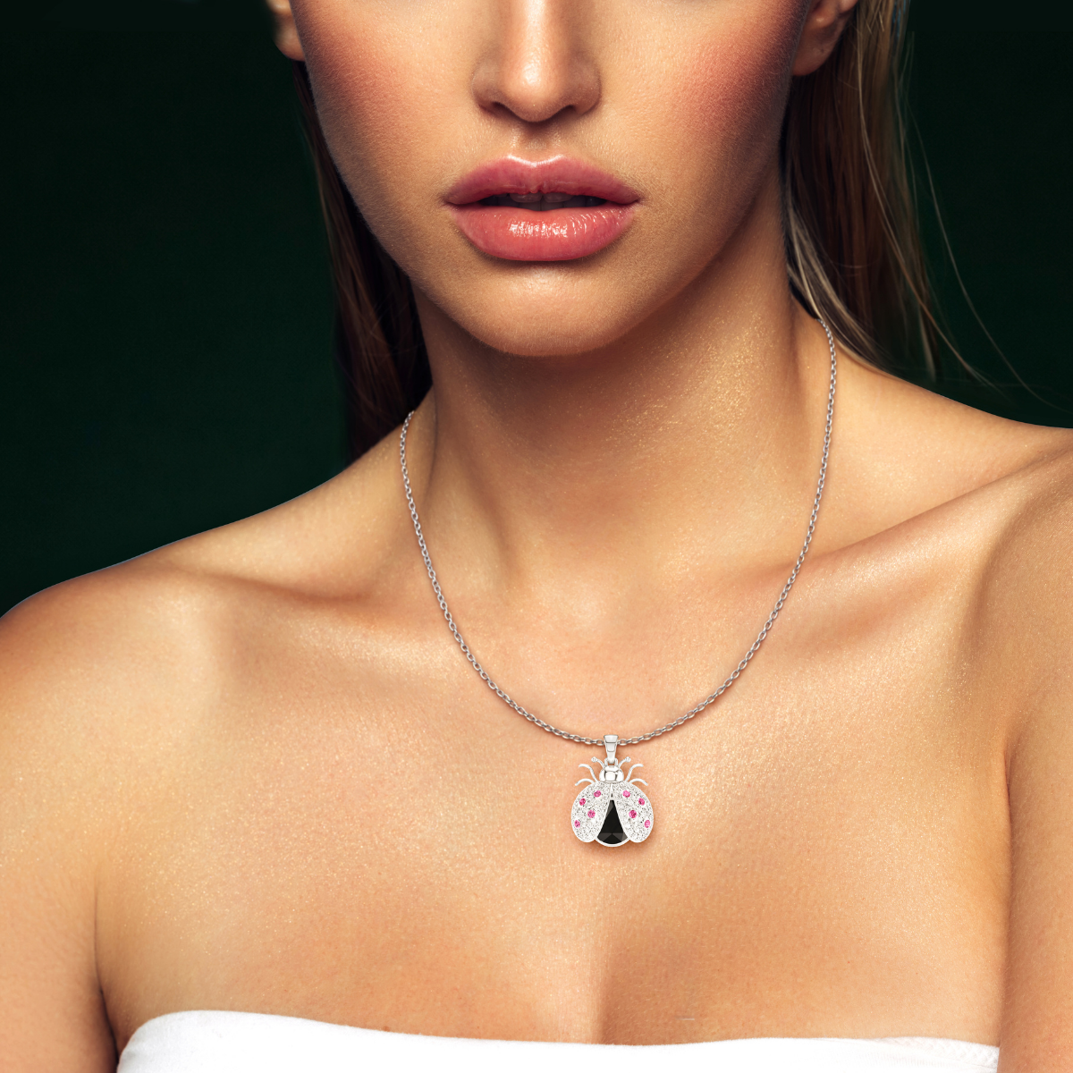 MISS BUG, BUG PENDANT