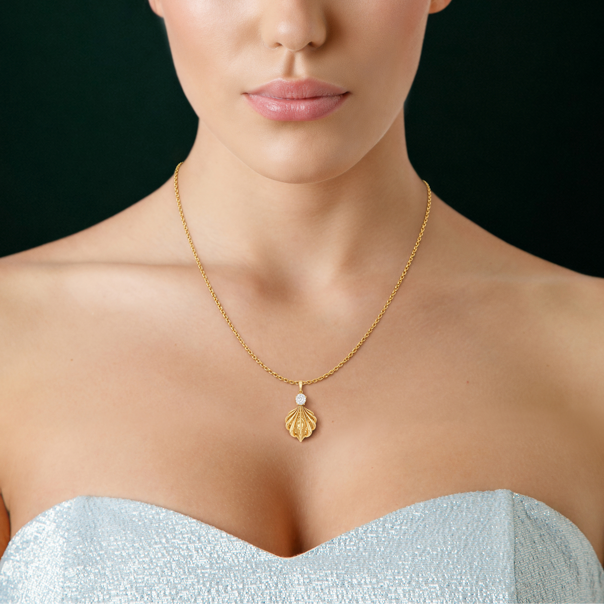 SHELLY, SEA SHELL PENDANT