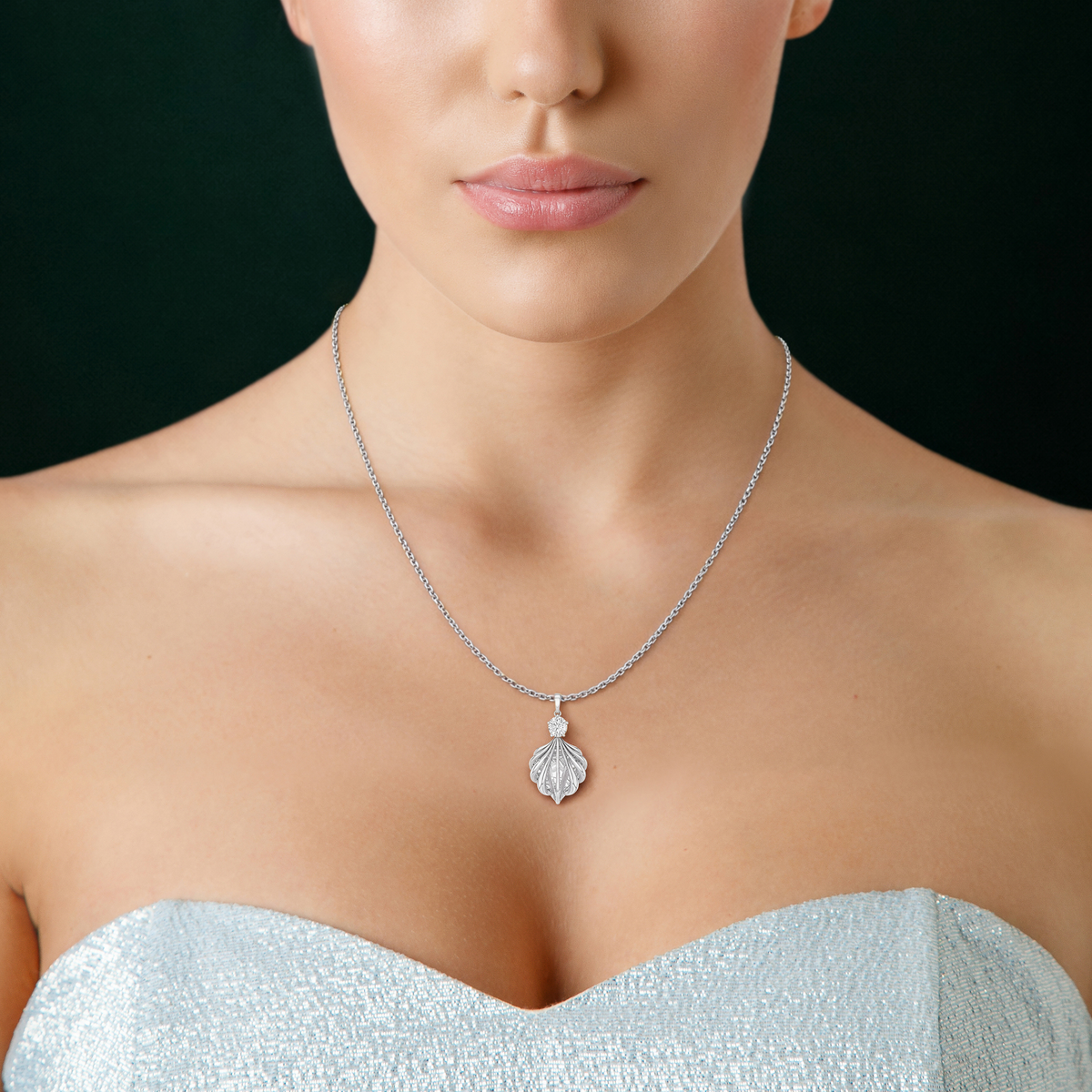 SHELLY, SEA SHELL PENDANT
