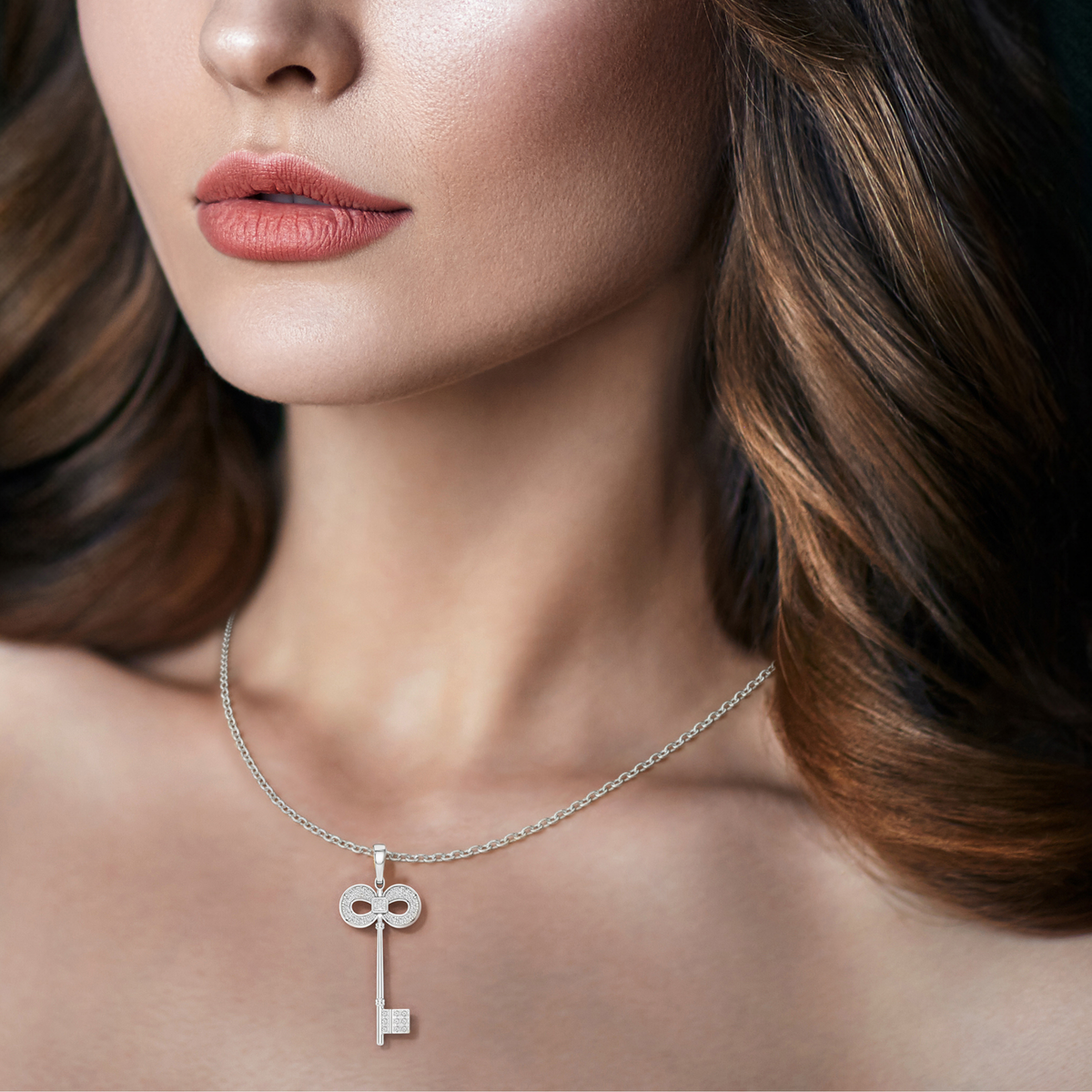 KEELEY, KEY PENDANT