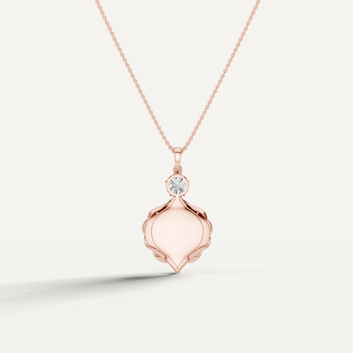 SHELLY, SEA SHELL PENDANT