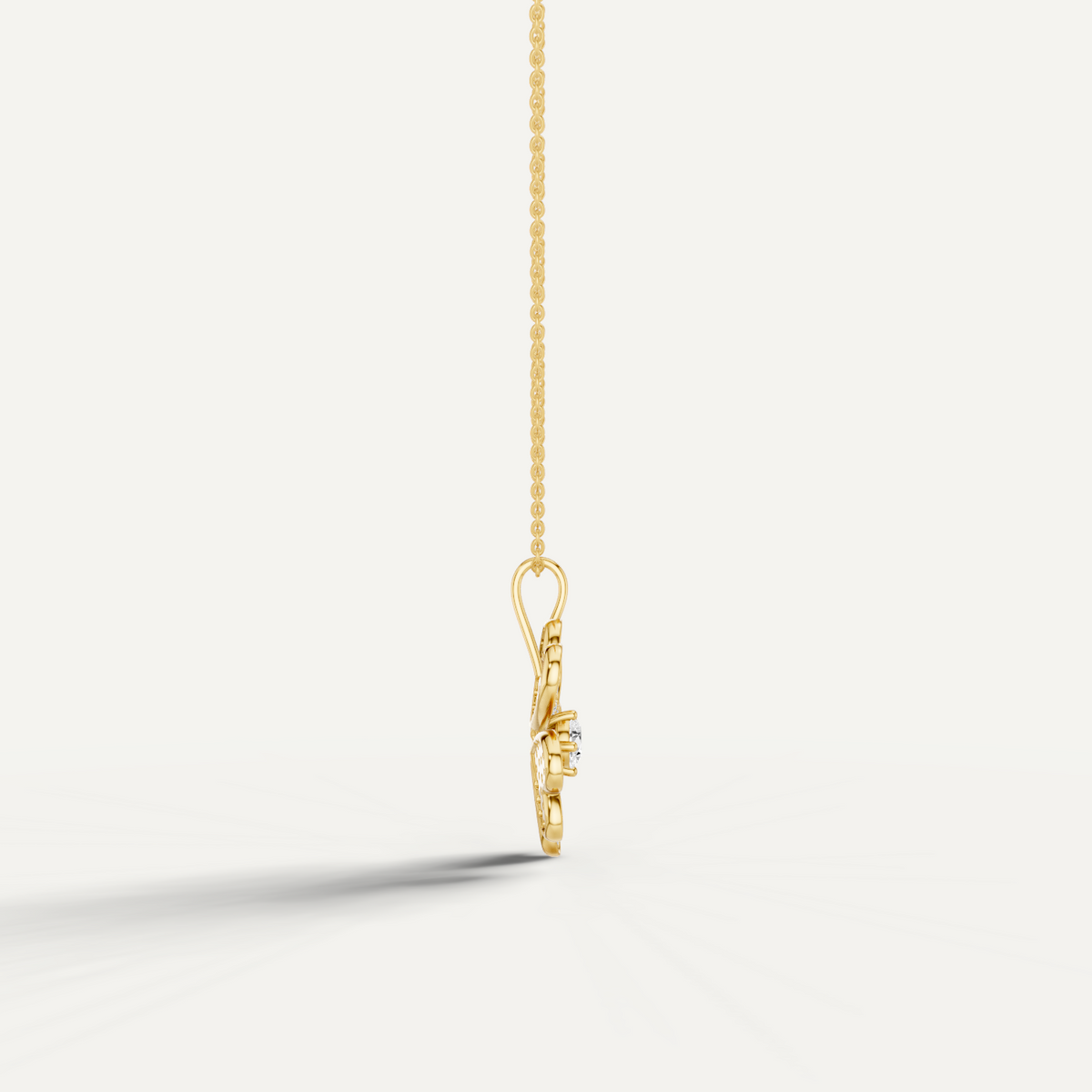 LUSTRE, CLOVER LEAF PENDANT