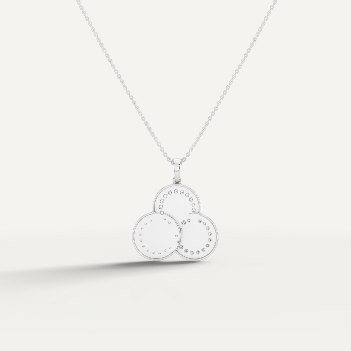 CHICLOVE, FENG SHUI COIN PENDANT