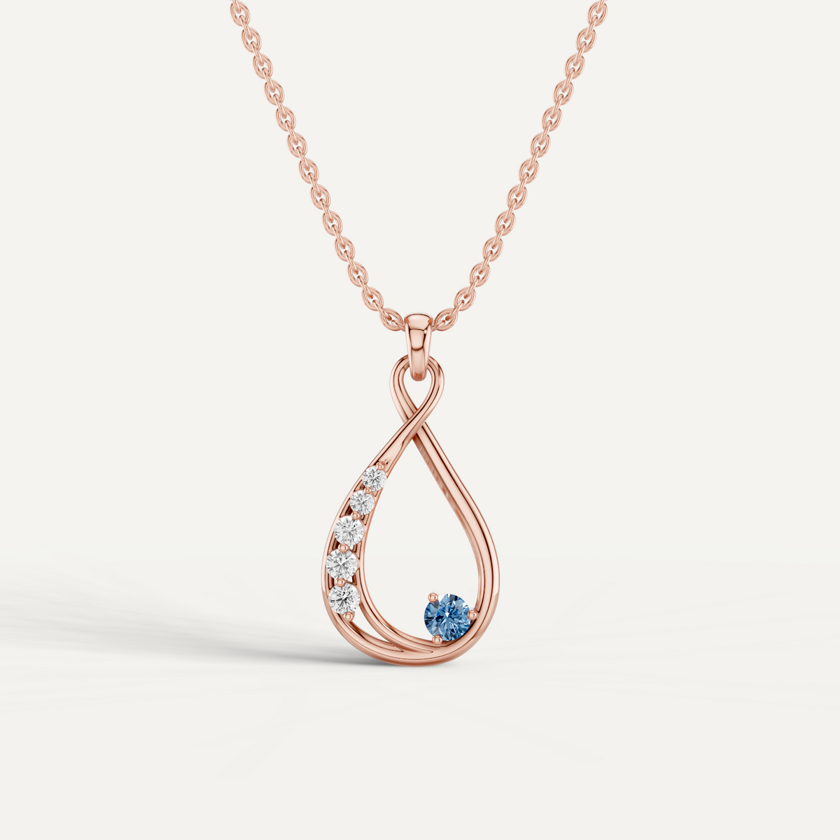 TRISKELE, THE CELTIC KNOTS PENDANT
