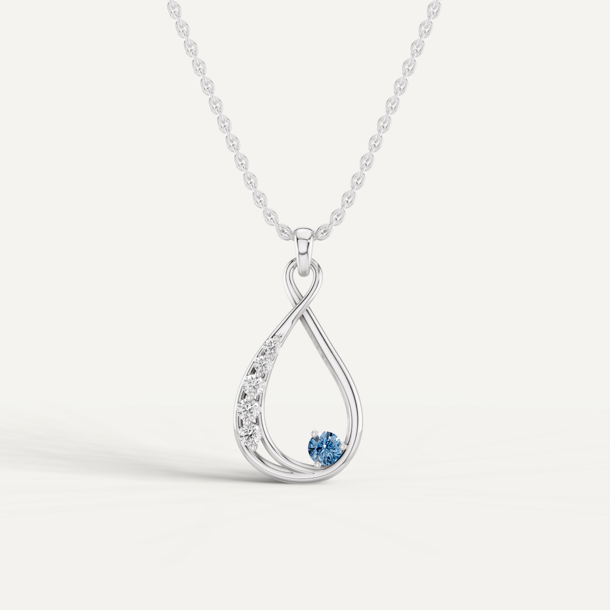 TRISKELE, THE CELTIC KNOTS PENDANT