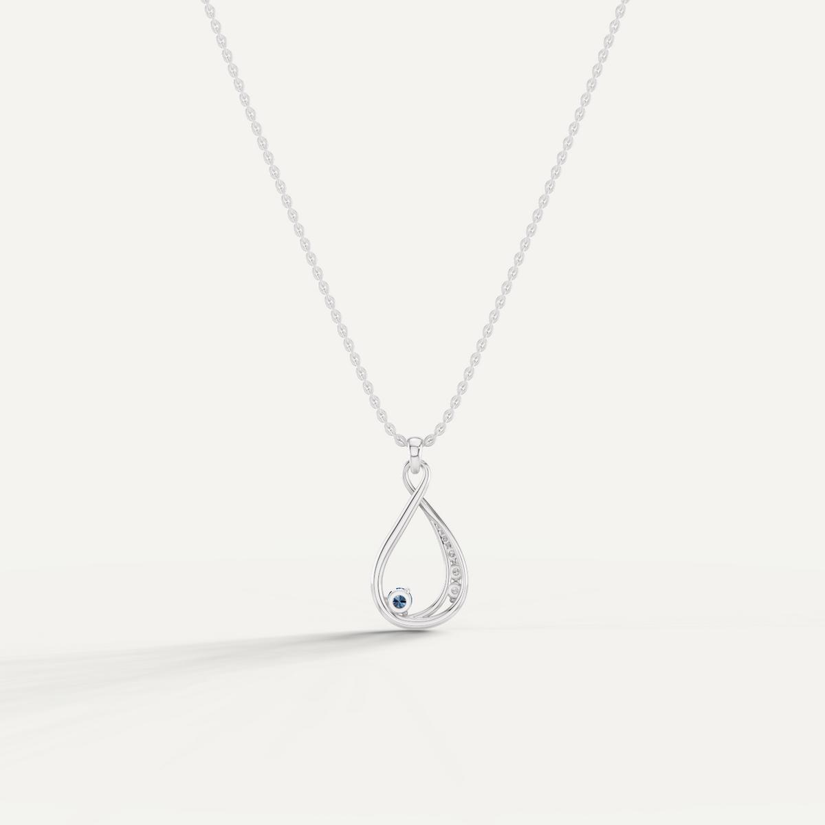 TRISKELE, THE CELTIC KNOTS PENDANT